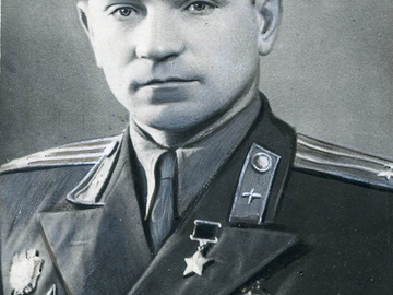 Командир полка ГСС п-к Коломоец В.Н.