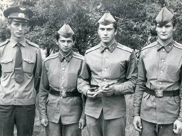 к-н Омельяненко, Валера Сапаров, Сергей Вовк, Коля Макаров*(не с нами).