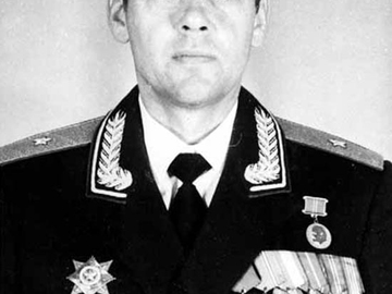 Командир полка п-к Поздняков В.Д., в последующем начальник Барнаульского ВВАУЛ.