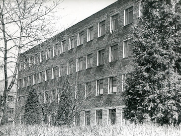 Курсантская казарма.