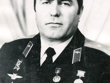 Командир 703 УАП п-к Астрейко Г.Т.