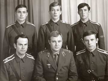 Казанцев, Кухаренко, Гавриленко, Ярошенко, Байда.С.П, Клапоус,.1975 г.