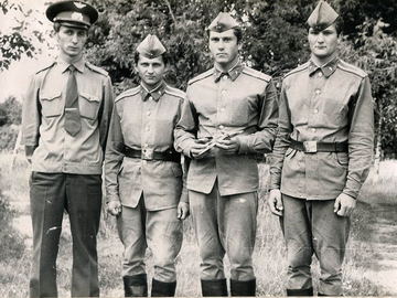 к-н Омельяненко, Валера Сапаров, Сергей Вовк, Коля Макаров* (не с нами).