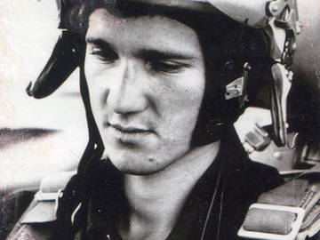 к-т горбунов Юрий, после первого самостоятельного полета на Л-39, лето 1980 г.