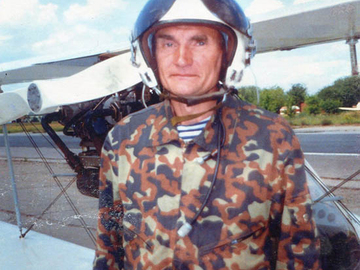 Заслуженный летчик-ипытатель Иванов Александр Борисович.