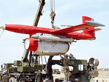 Авиабаза Мары-1. Подготовка беспилотного самолета- мишени Ла-17К к пуску. Каждый строевой иап раз на два года проверялся на этой базе на уровень боевой выучки. Полку выделялось 5 таких беспилотников для сбития плюс несколько парашютных мишеней.