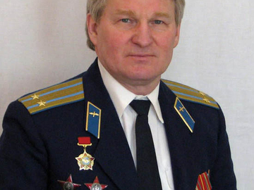 Подп-к Фещенко А.Н., участник БД в Афганистане, награжден 2-мя орденами Красной Звезды.