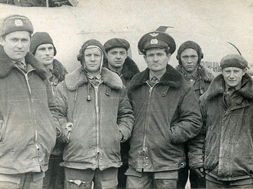Отличная группа РТО АЭ. В центре ст. л-т Протвин В.В. и Щенников И.А., 1973 г.