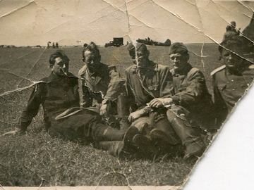 слева Овштейн, 1944 г.