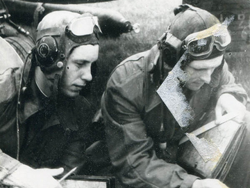 уточнение района выполнения боевого задания 1945 г слева Нечаев Н.И.