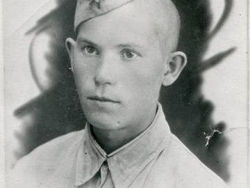 Летчик 2 АЭ после окончания ЧВАШП, аэр. Выдрапужск, март 1943 г.