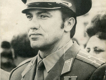 летчик-космонавт СССР, дважды ГСС, п-к Попов Л.И.