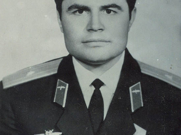 м-р Грошев Анатолий Алексеевич.