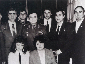 А.Левченко, Ю.Романенко.