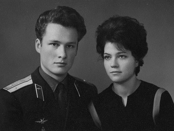 Юрий Гребенюк со своей супругой Валентиной, Чернигов, 1964 год.