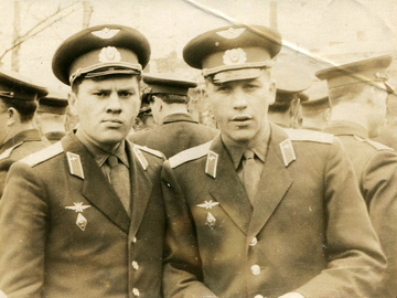 лейтенанты Сидоренко Н.П. и Гопанков М.И.