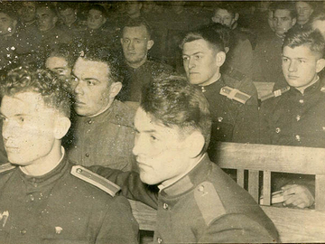 Встреча с депутатом. Второй ряд Кондратенко Э., Корнуков А., 1963 г.