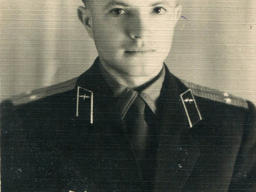 л-т Кухарев Владимир Михайлович.