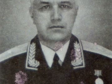 Ельчанинов Валерий Борисович – генерал-майор, летчик 1-го класса, участник БД в Египте, начальник ПО ВА.