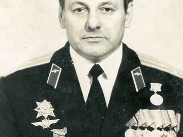 п-к Фролов Л.Л., летчик-снайпер.