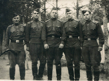 Томс И.И., Пешков В.В., Ефимов В.М., Качурин В.А., Бердяев Л.М., экипаж №5, август 1955 г.